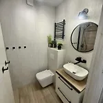 بيت ضيافة Pod Papugami - Komfortowe Z Widokiem Na Rzeke