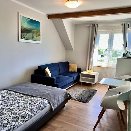 Affittacamere Pod Papugami - Komfortowe Z Widokiem Na Rzeke 3*