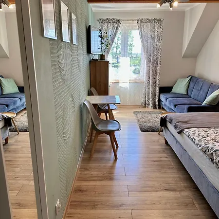 Pod Papugami - Komfortowe Z Widokiem Na Rzeke Affittacamere 3*