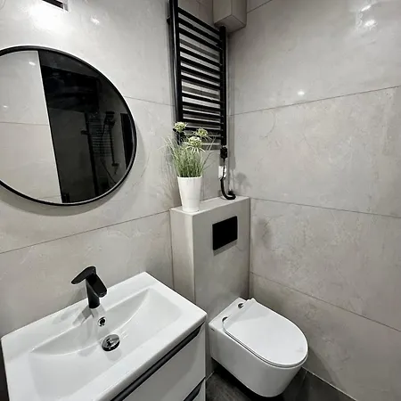 Pod Papugami - Komfortowe Z Widokiem Na Rzeke