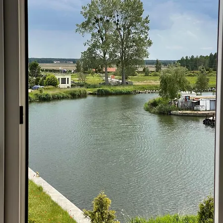 Pod Papugami - Komfortowe Z Widokiem Na Rzeke 3* Леба