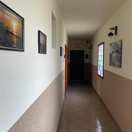 Pod Papugami - Komfortowe Z Widokiem Na Rzeke Pensjonat Łeba