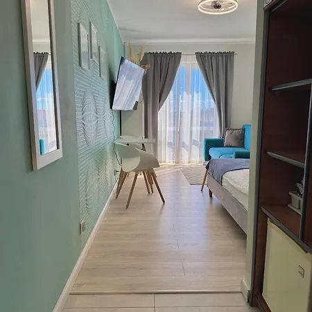 Pod Papugami - Komfortowe Z Widokiem Na Rzeke Leba