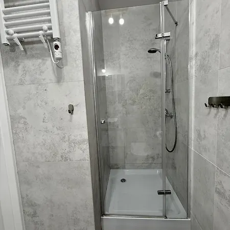Gasthof Pod Papugami - Komfortowe Z Widokiem Na Rzeke 3*