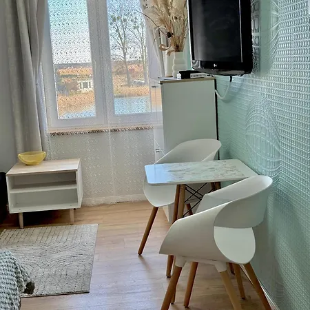 Gasthof Pod Papugami - Komfortowe Z Widokiem Na Rzeke