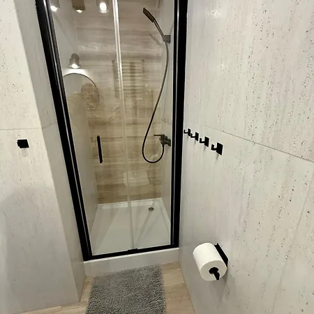 Gasthof Pod Papugami - Komfortowe Z Widokiem Na Rzeke 3*