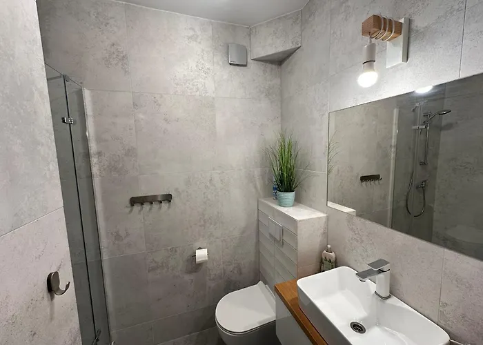 Pod Papugami - Komfortowe Z Widokiem Na Rzekę 3*