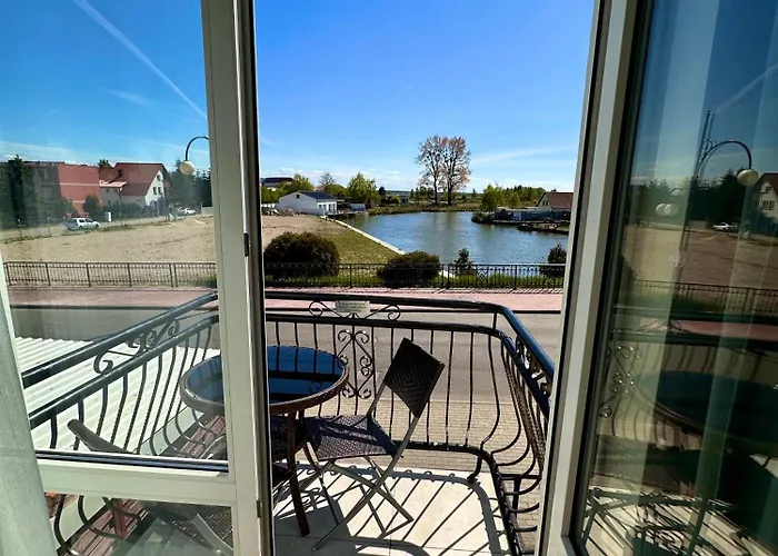 Pod Papugami - Komfortowe Z Widokiem Na Rzeke Vendégház 3*